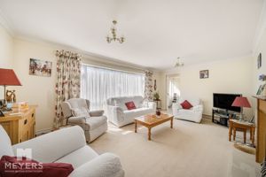 Sitting Room - click for photo gallery